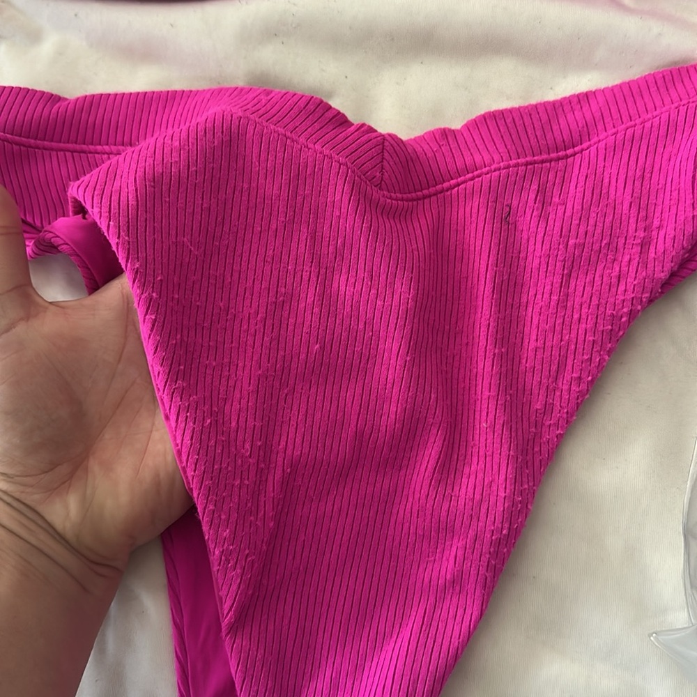 Oneone bikini - Picture 2 of 4